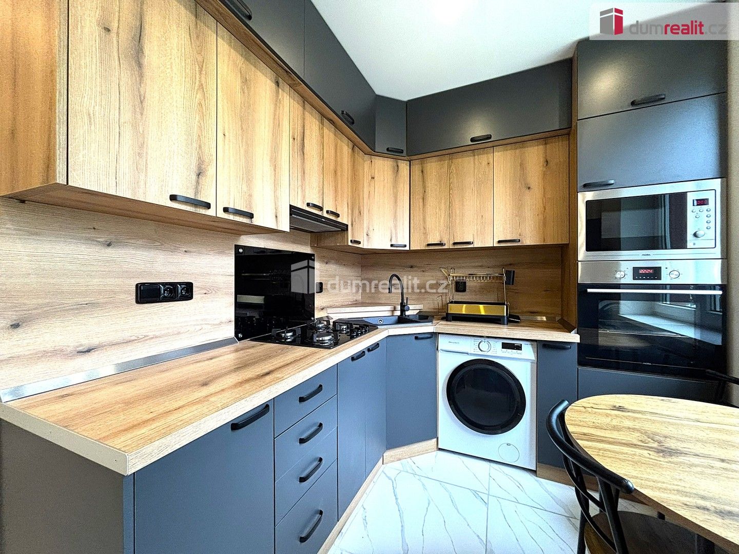 Prodej bytu 2+1 53 m² - foto 2