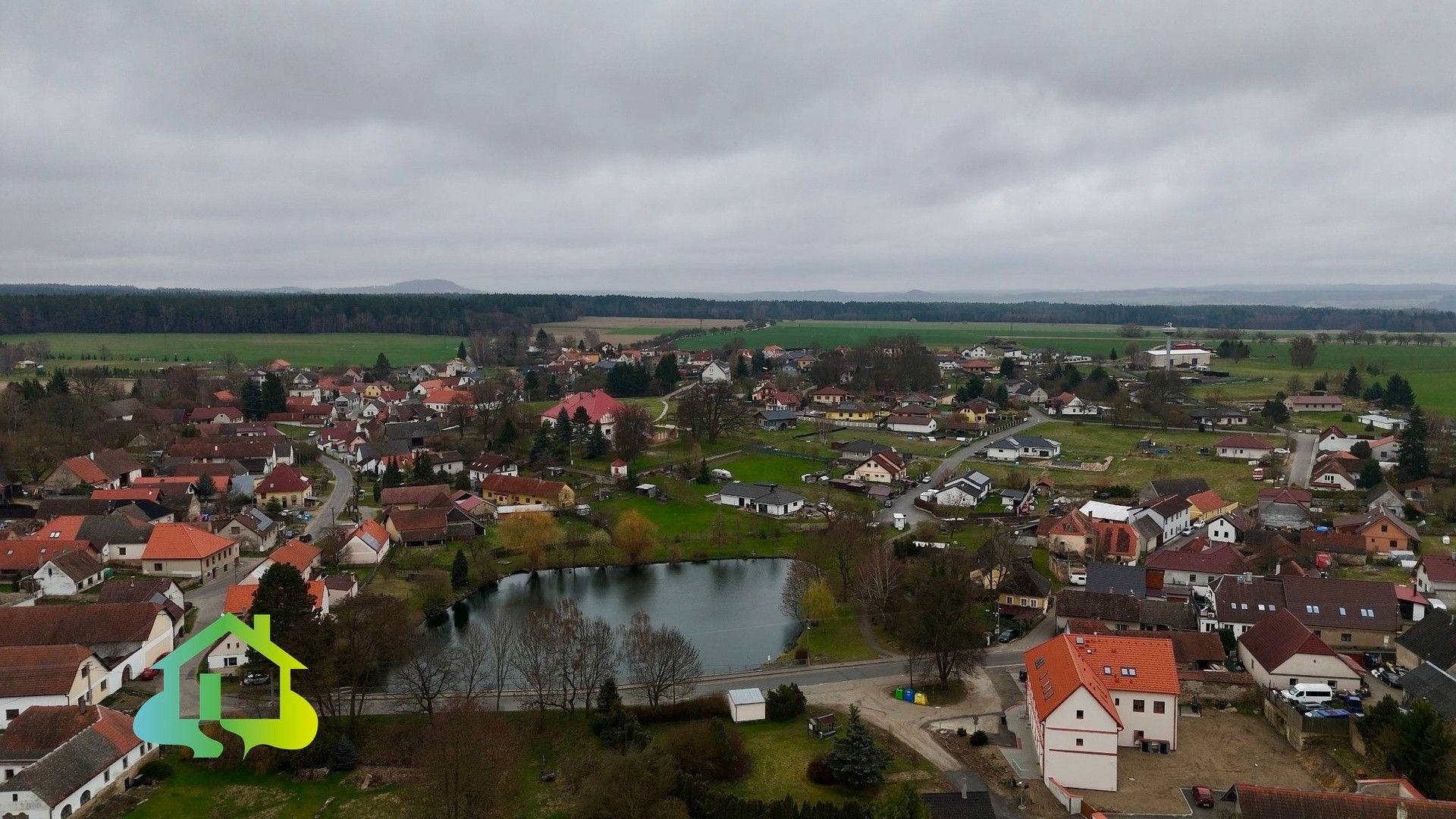 Prodej pozemku 600 m² - foto 3