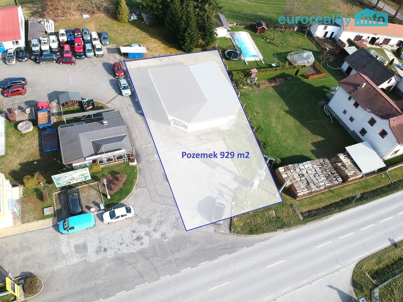 Prodej komerčního prostoru 929 m² - foto 2