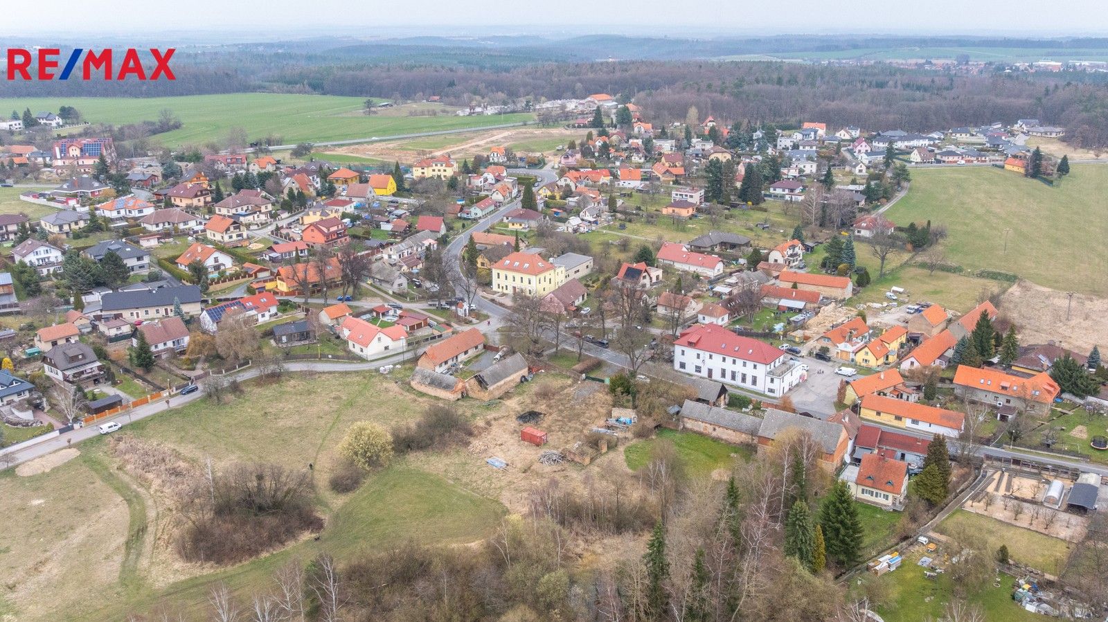 Prodej pozemku 1943 m² - foto 5