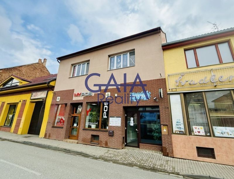 Pronájem komerčního prostoru 364 m² - foto 1
