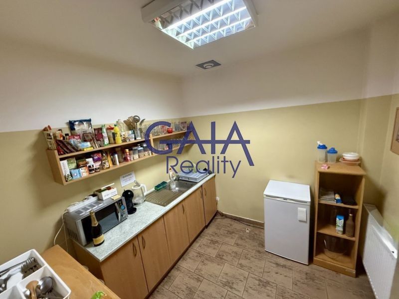 Pronájem komerčního prostoru 364 m² - foto 11
