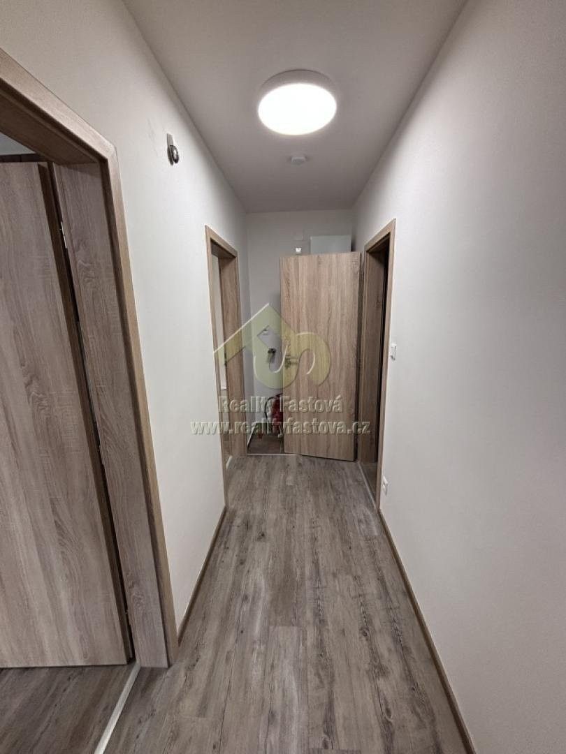 Pronájem bytu 2+kk 45 m² - foto 11