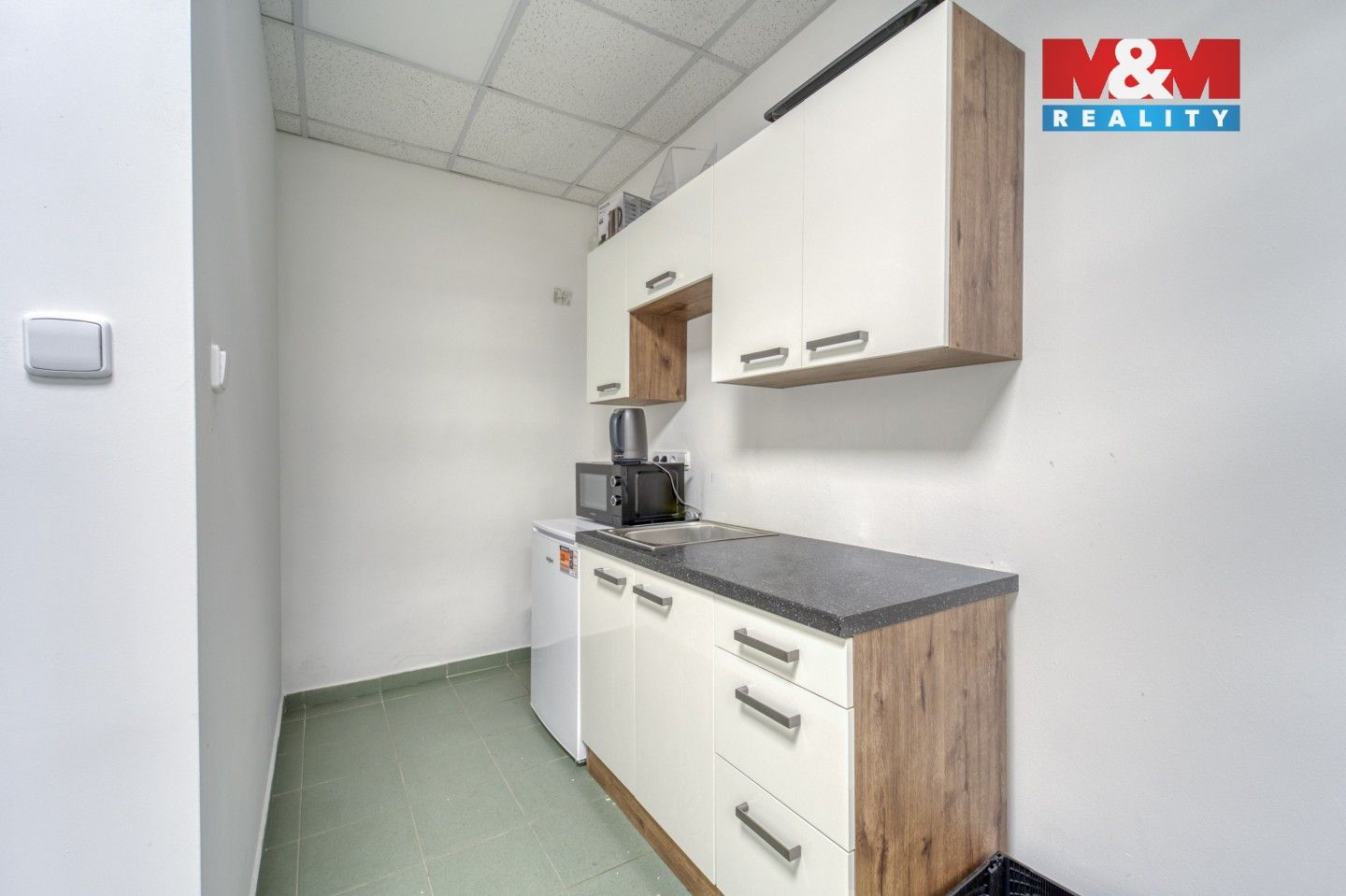 Pronájem komerčního prostoru 360 m² - foto 6