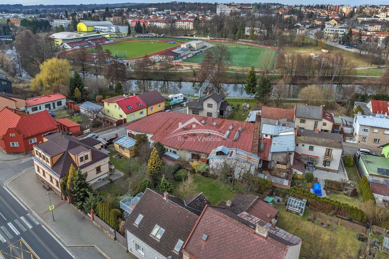 Prodej komerčního prostoru 750 m² - foto 20