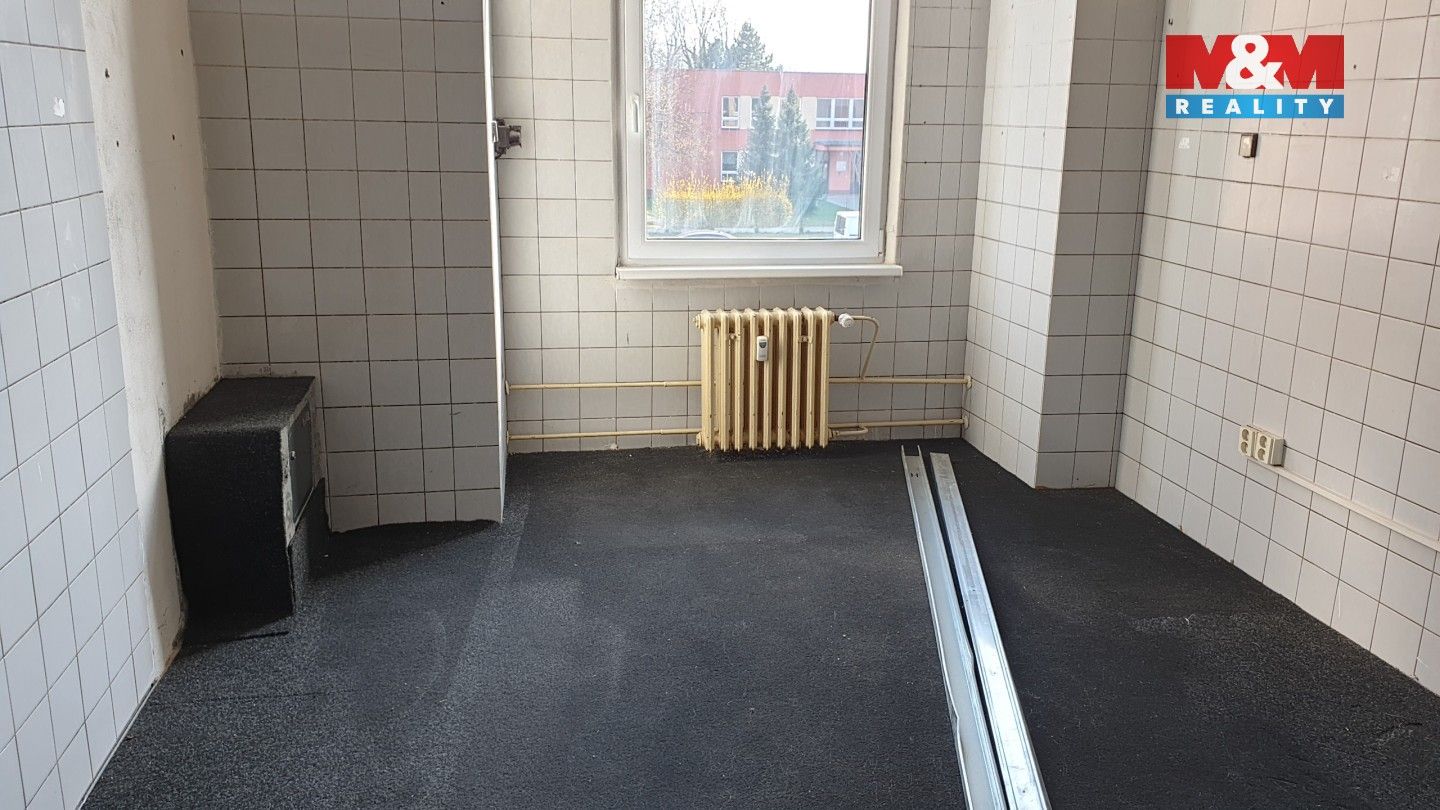 Pronájem komerčního prostoru 140 m² - foto 5