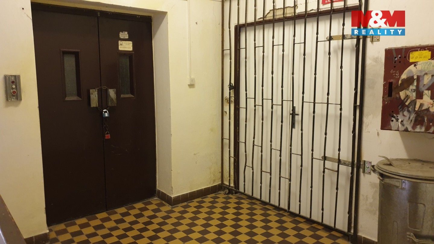 Pronájem komerčního prostoru 140 m² - foto 7