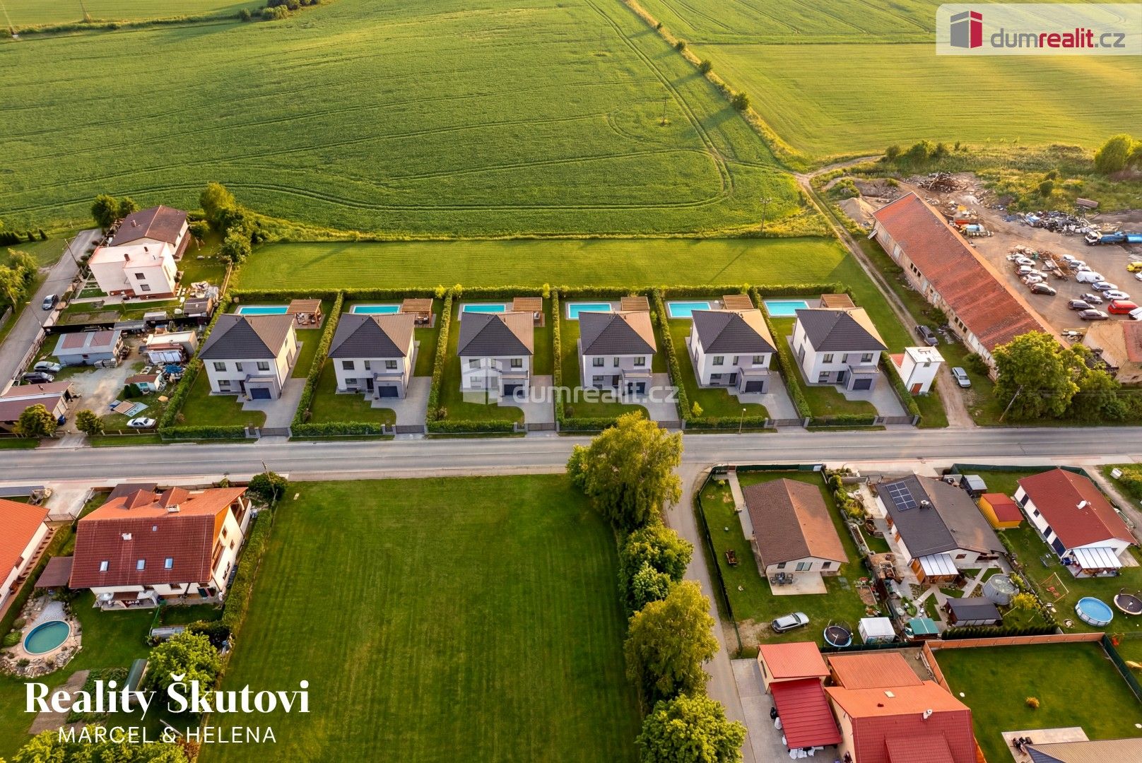 Prodej pozemku 600 m² - foto 7