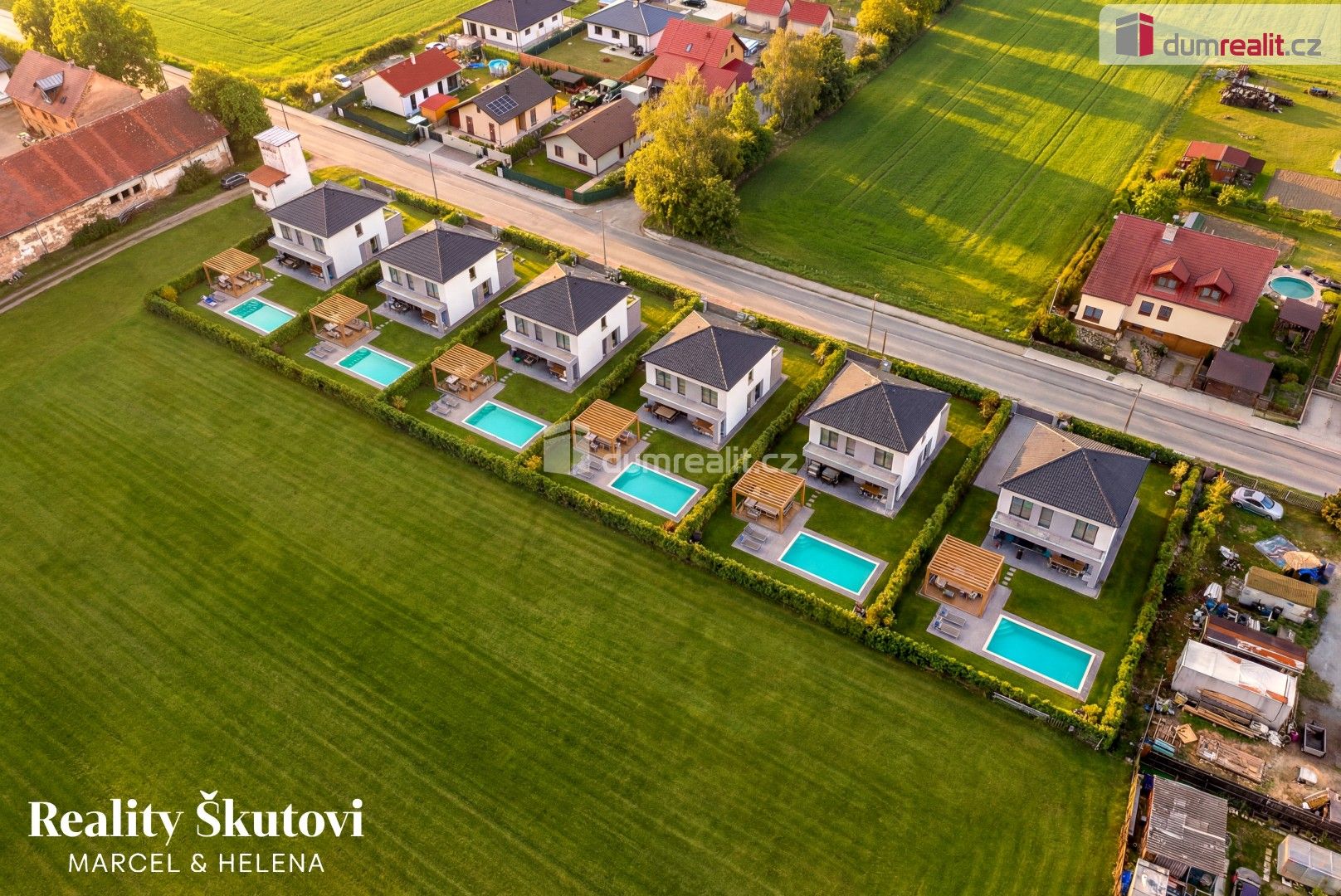 Prodej pozemku 600 m² - foto 8