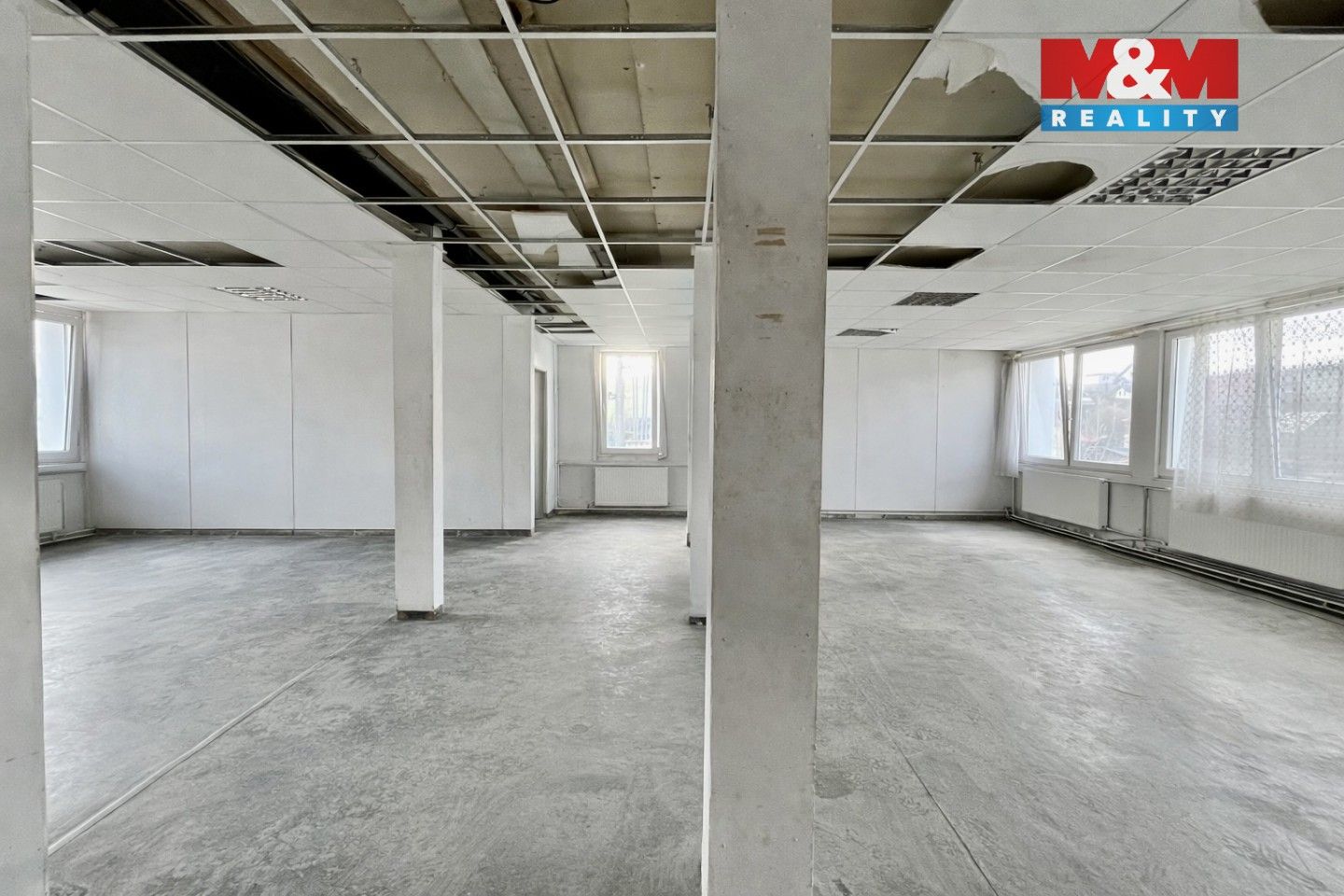 Pronájem komerčního prostoru 30 m² - foto 1
