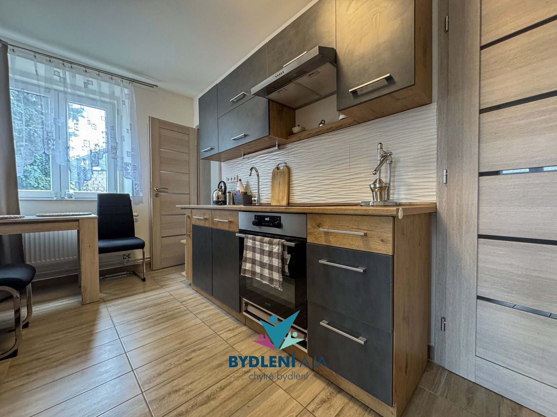 Prodej bytu 1+1 43 m² - foto 1