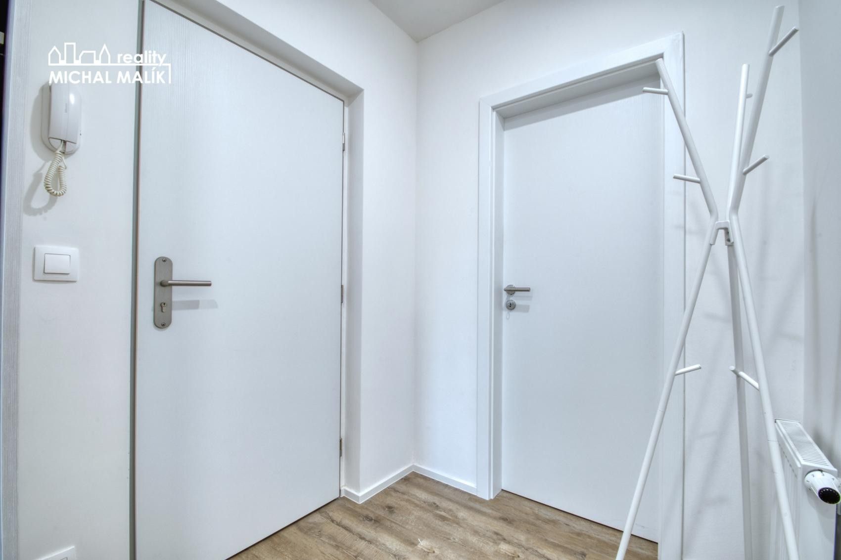 Pronájem bytu 1+kk 39 m² - foto 10
