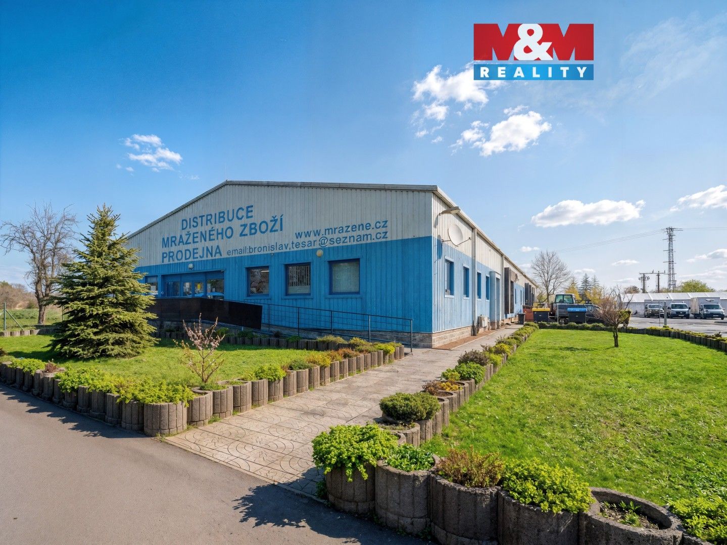 Pronájem komerčního prostoru 1300 m² - foto 1