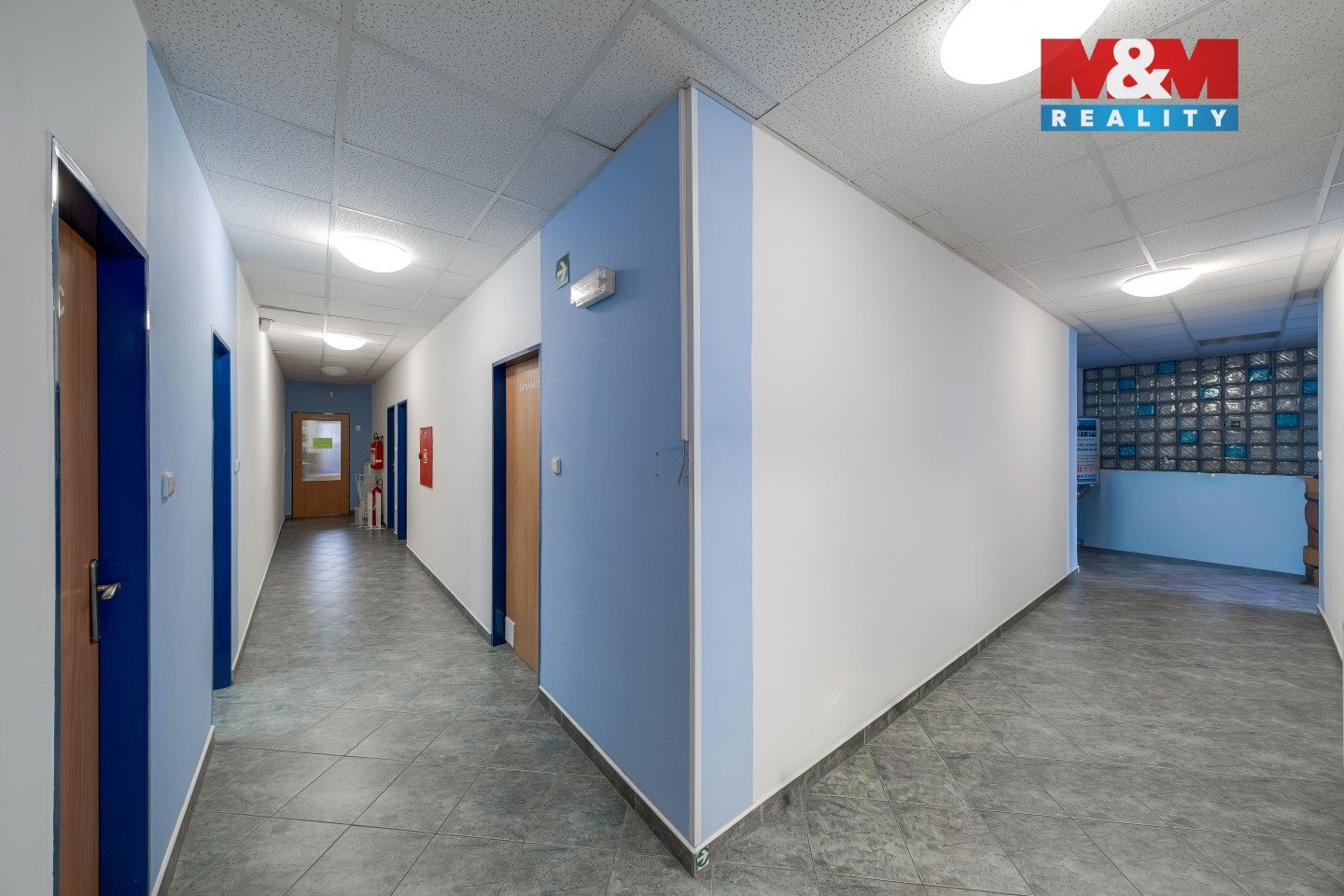 Pronájem komerčního prostoru 1300 m² - foto 18