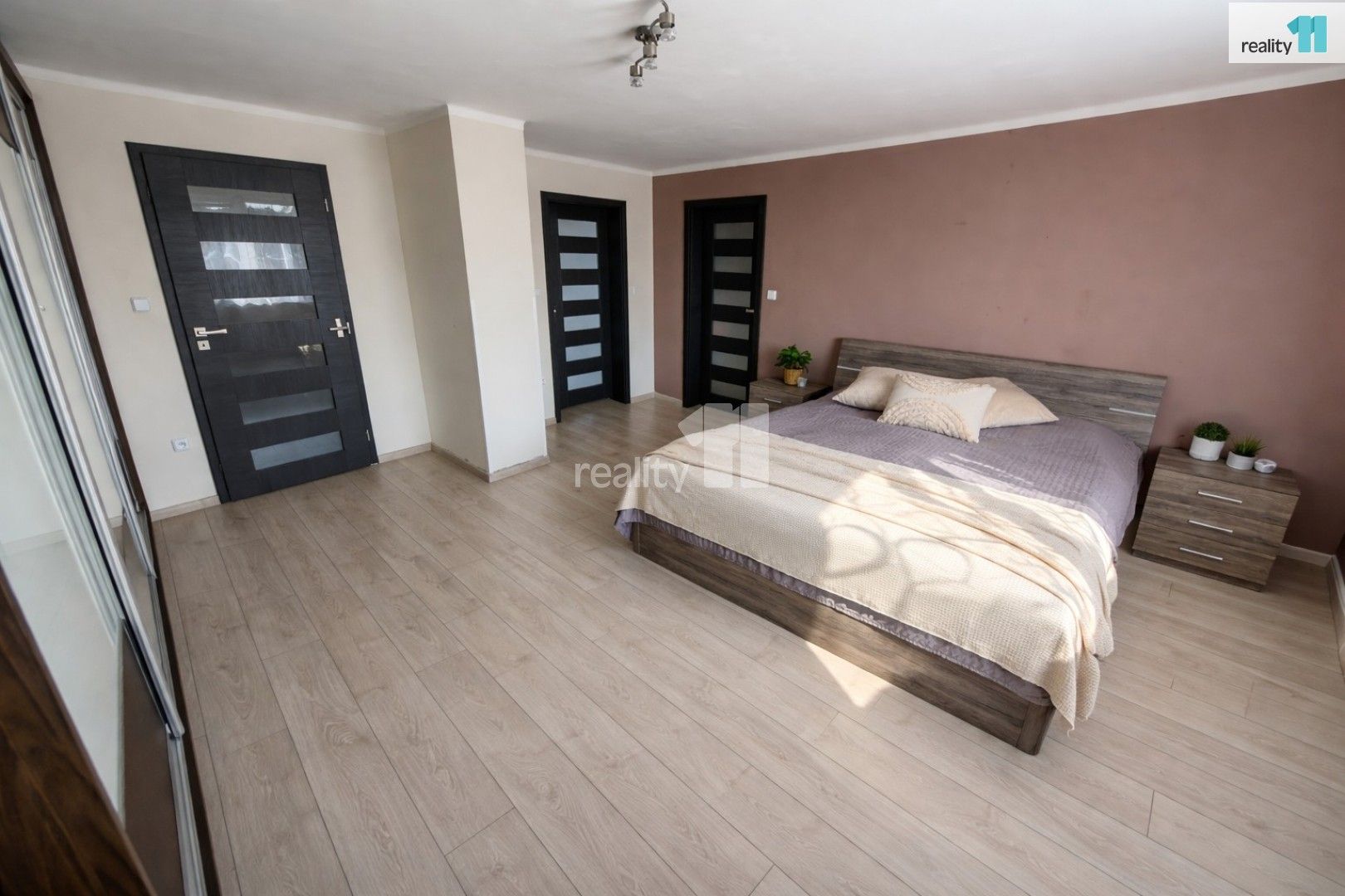 Prodej domu 271 m² - foto 1
