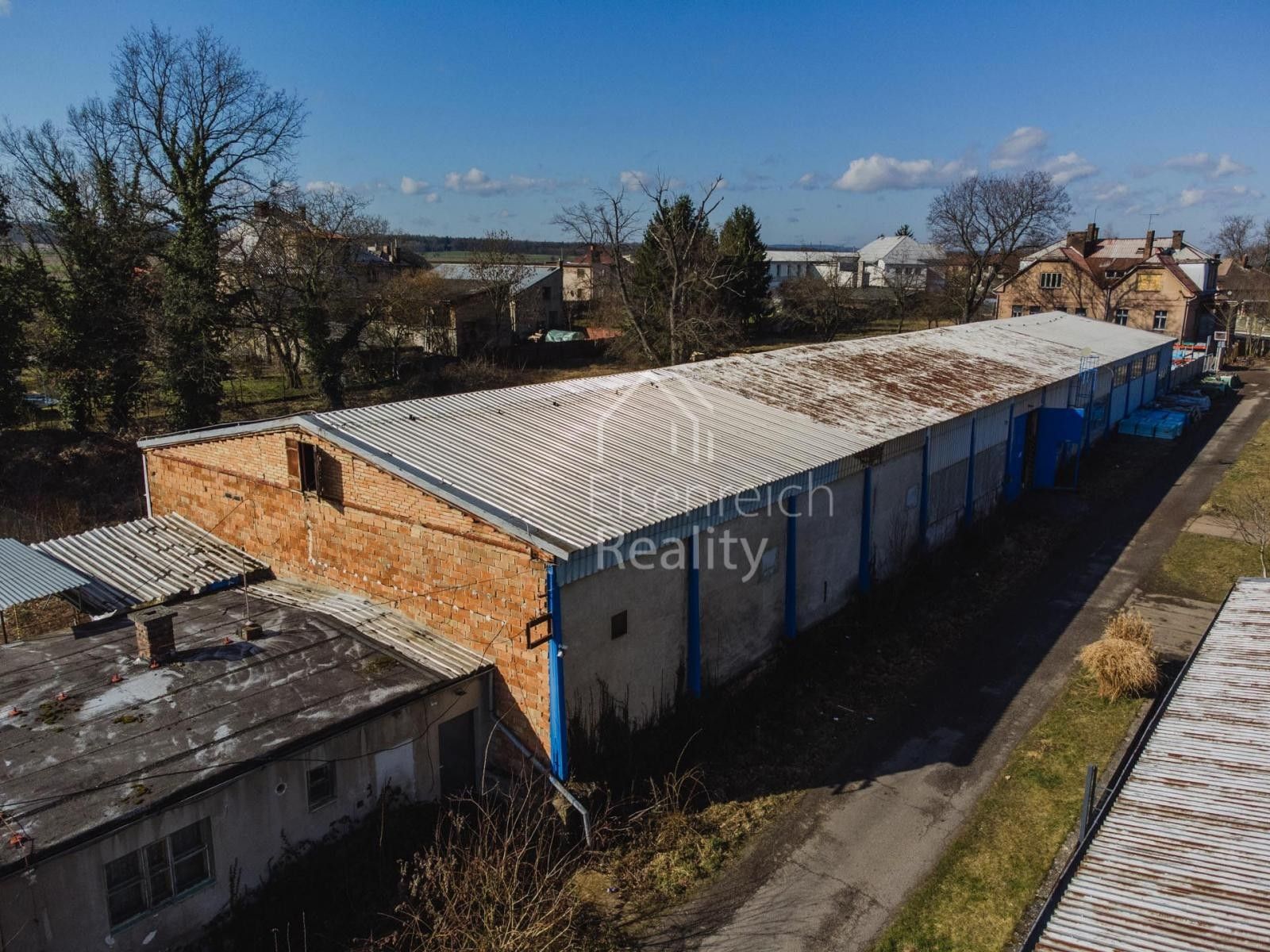 Pronájem komerčního prostoru 1160 m² - foto 5
