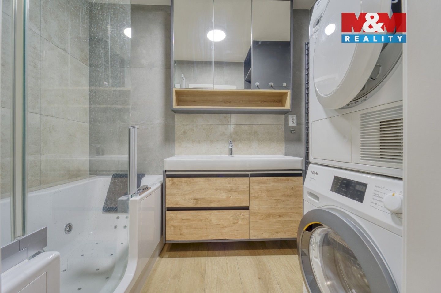 Pronájem bytu 3+kk 77 m² - foto 6