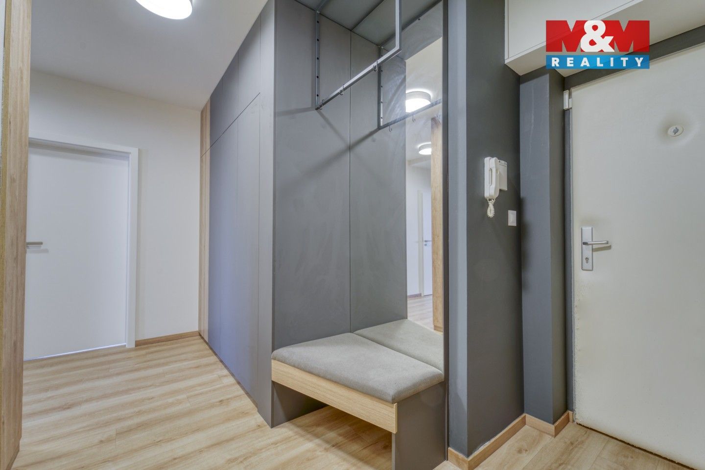 Pronájem bytu 3+kk 77 m² - foto 15