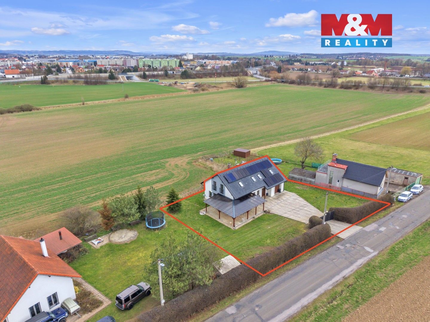 Prodej domu 225 m² - foto 2