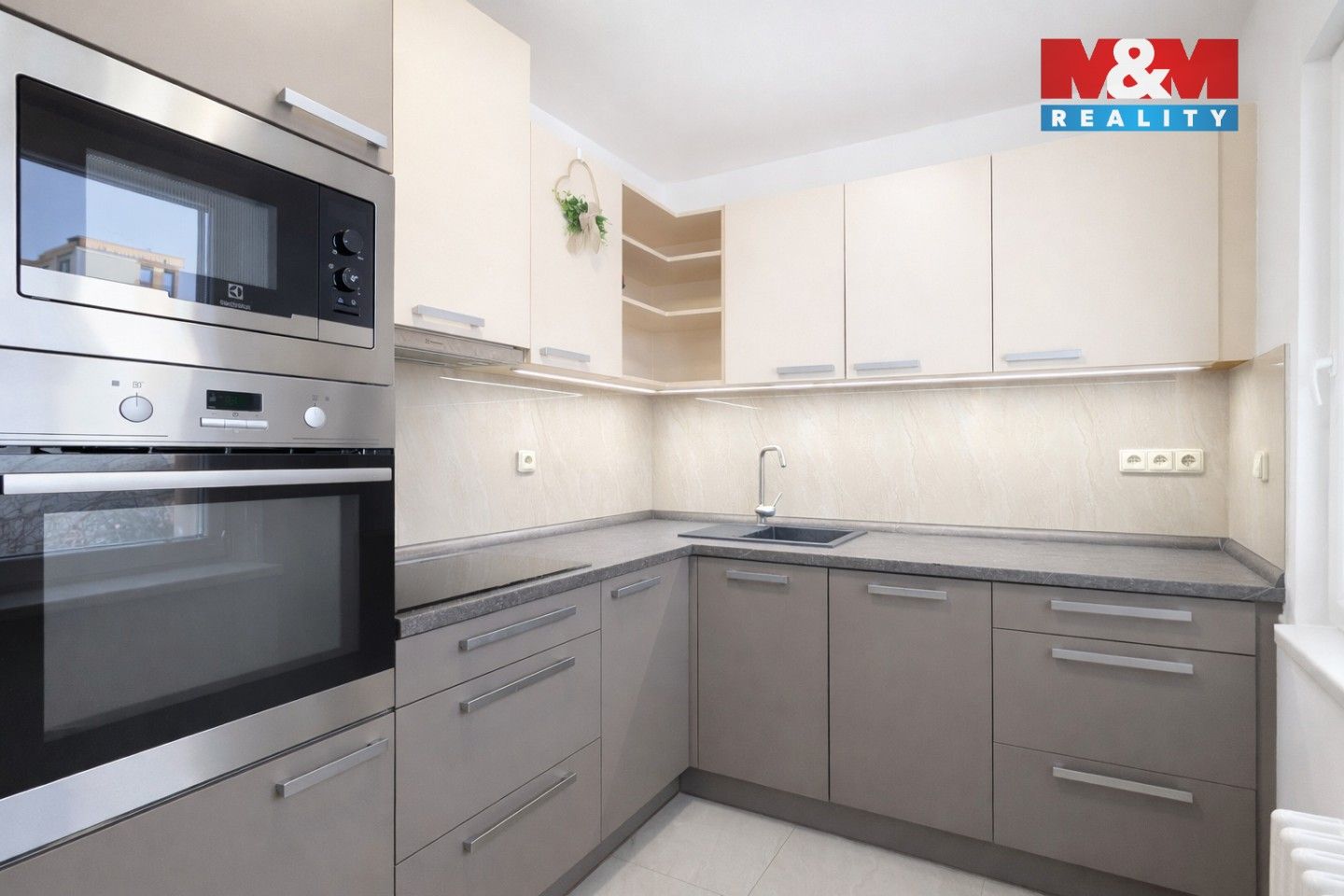 Prodej bytu 3+1 66 m² - foto 2