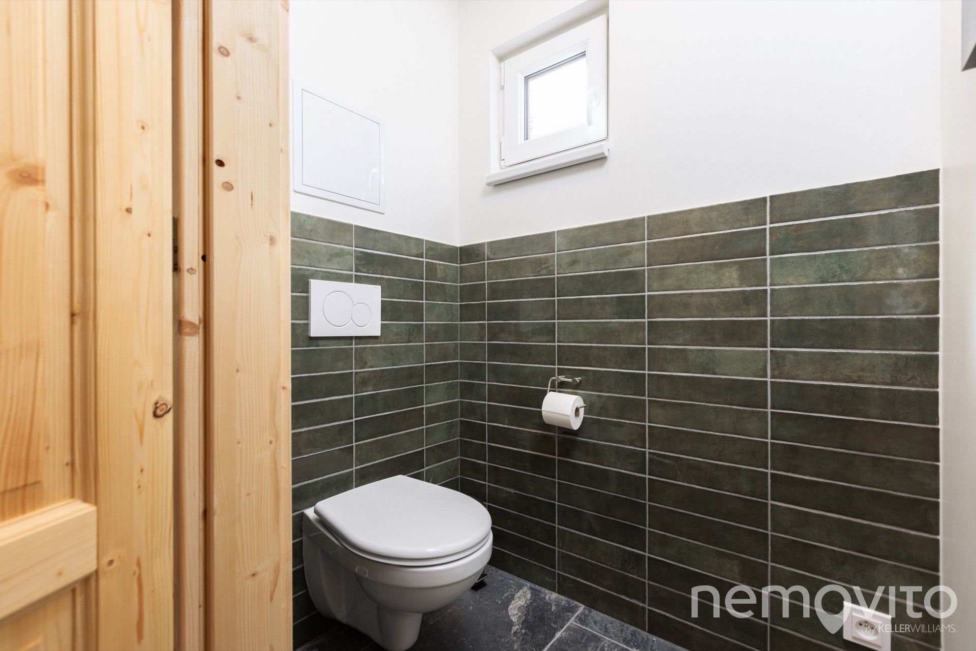 Prodej komerčního prostoru 655 m² - foto 10