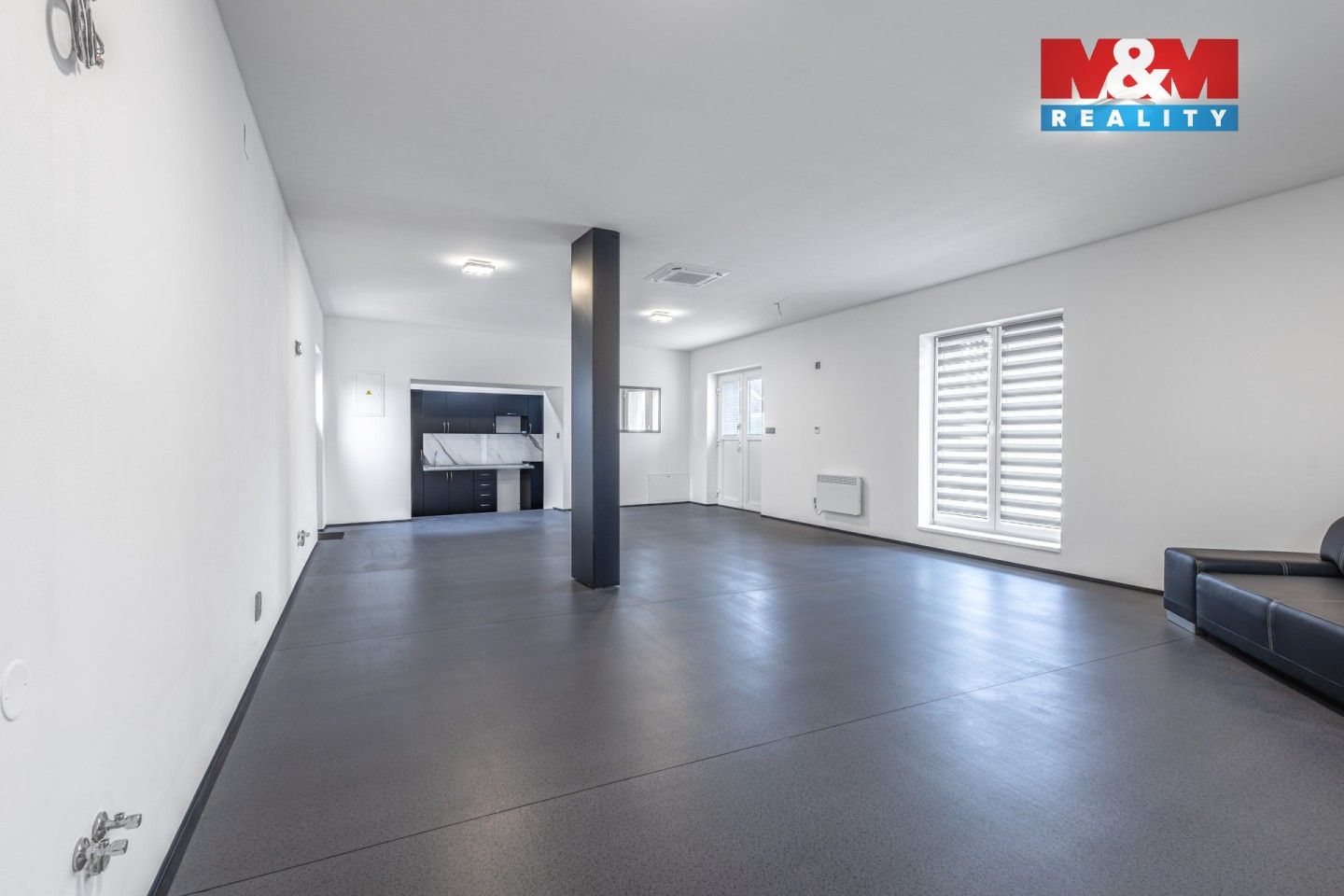 Pronájem komerčního prostoru 65 m² - foto 4