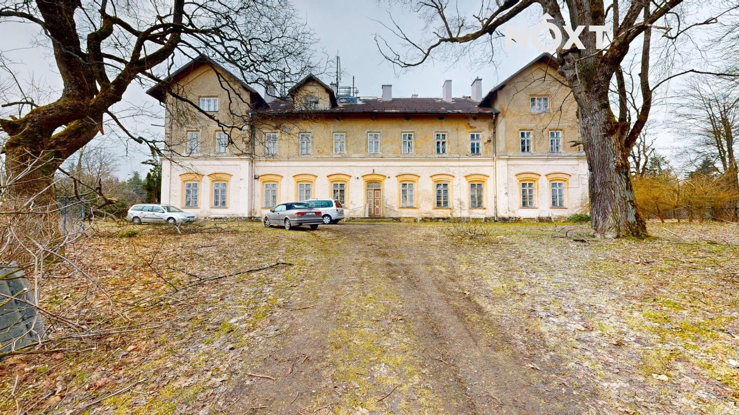 Prodej nemovitosti 1784 m² - foto 2