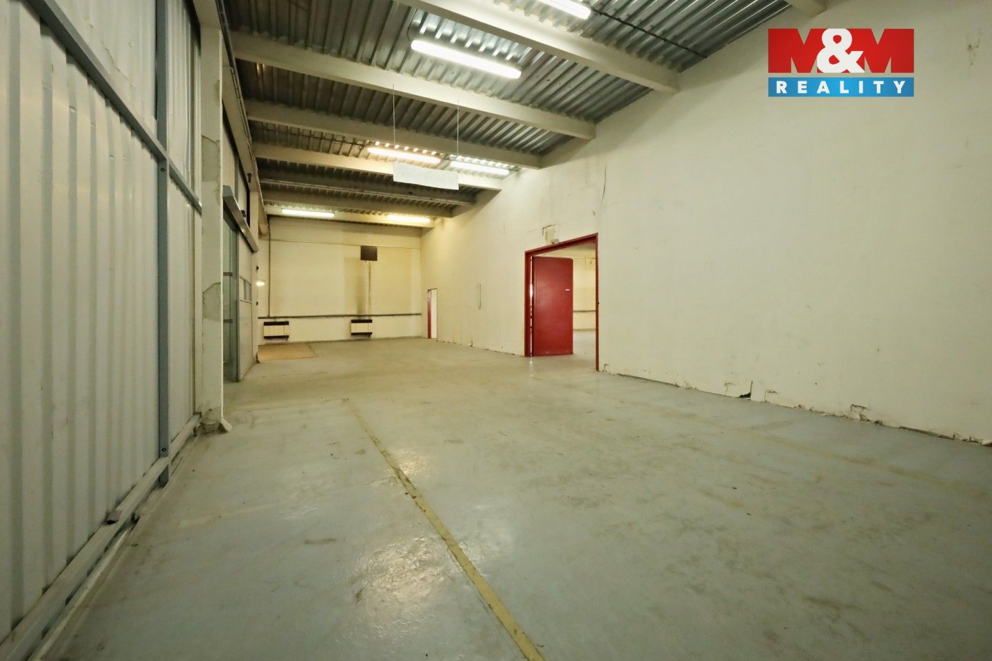 Pronájem komerčního prostoru 2200 m² - foto 11