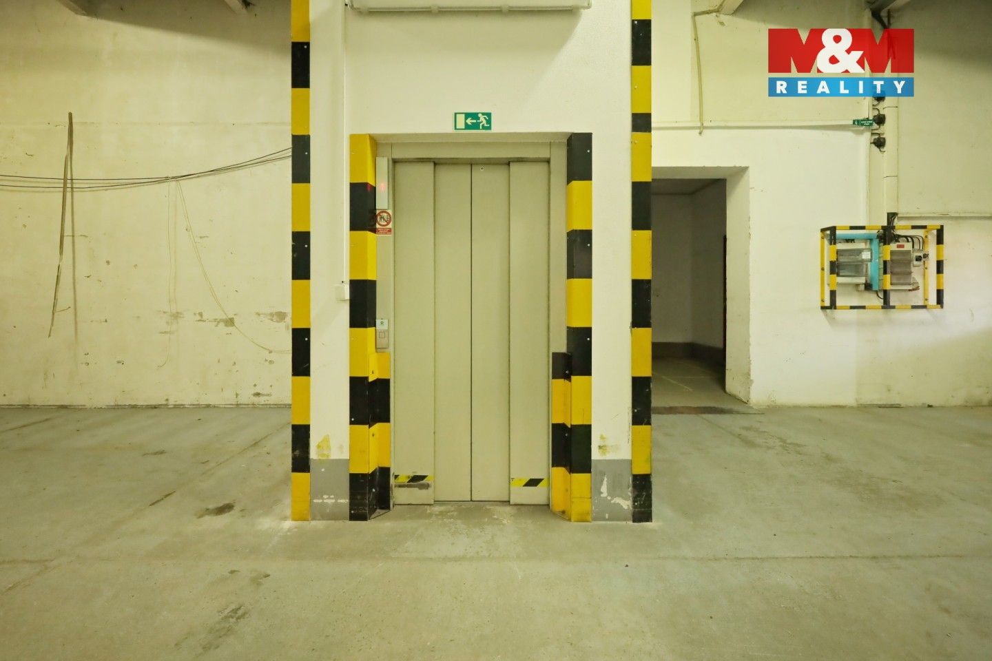 Pronájem komerčního prostoru 2200 m² - foto 13