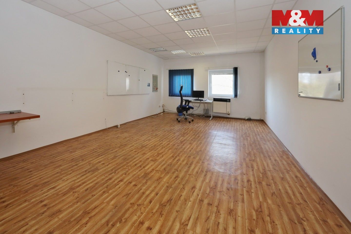 Pronájem komerčního prostoru 2200 m² - foto 23