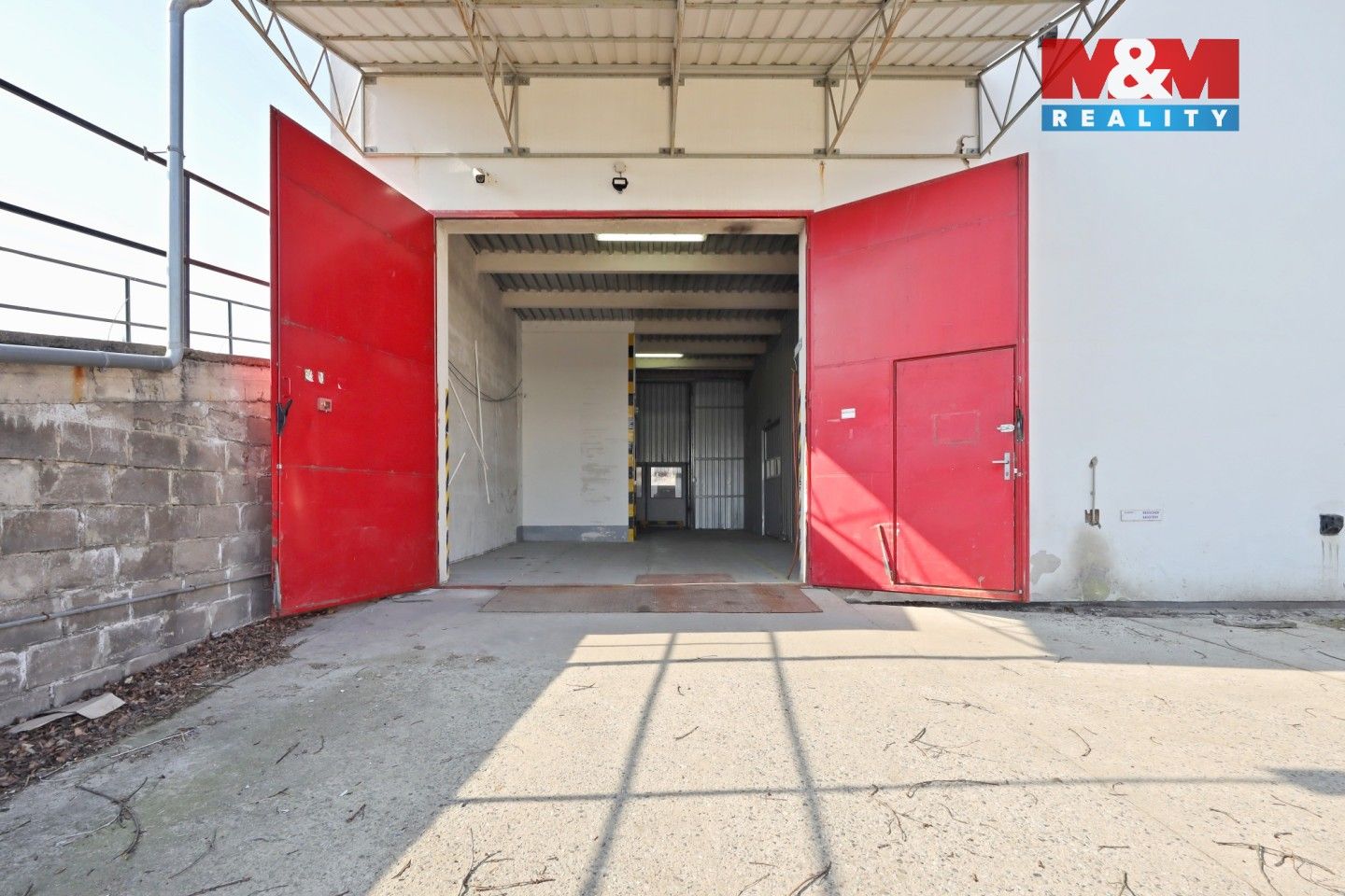 Pronájem komerčního prostoru 2200 m² - foto 33
