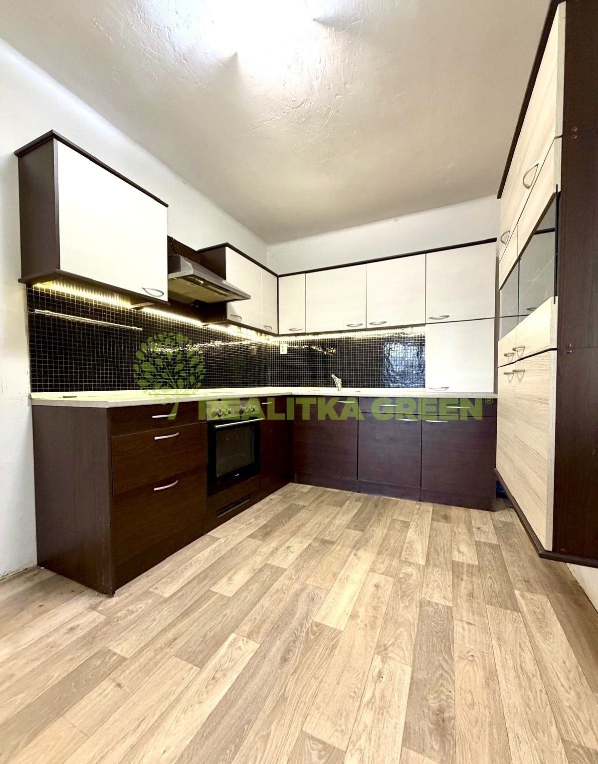 Prodej bytu 3+1 79 m² - foto 4