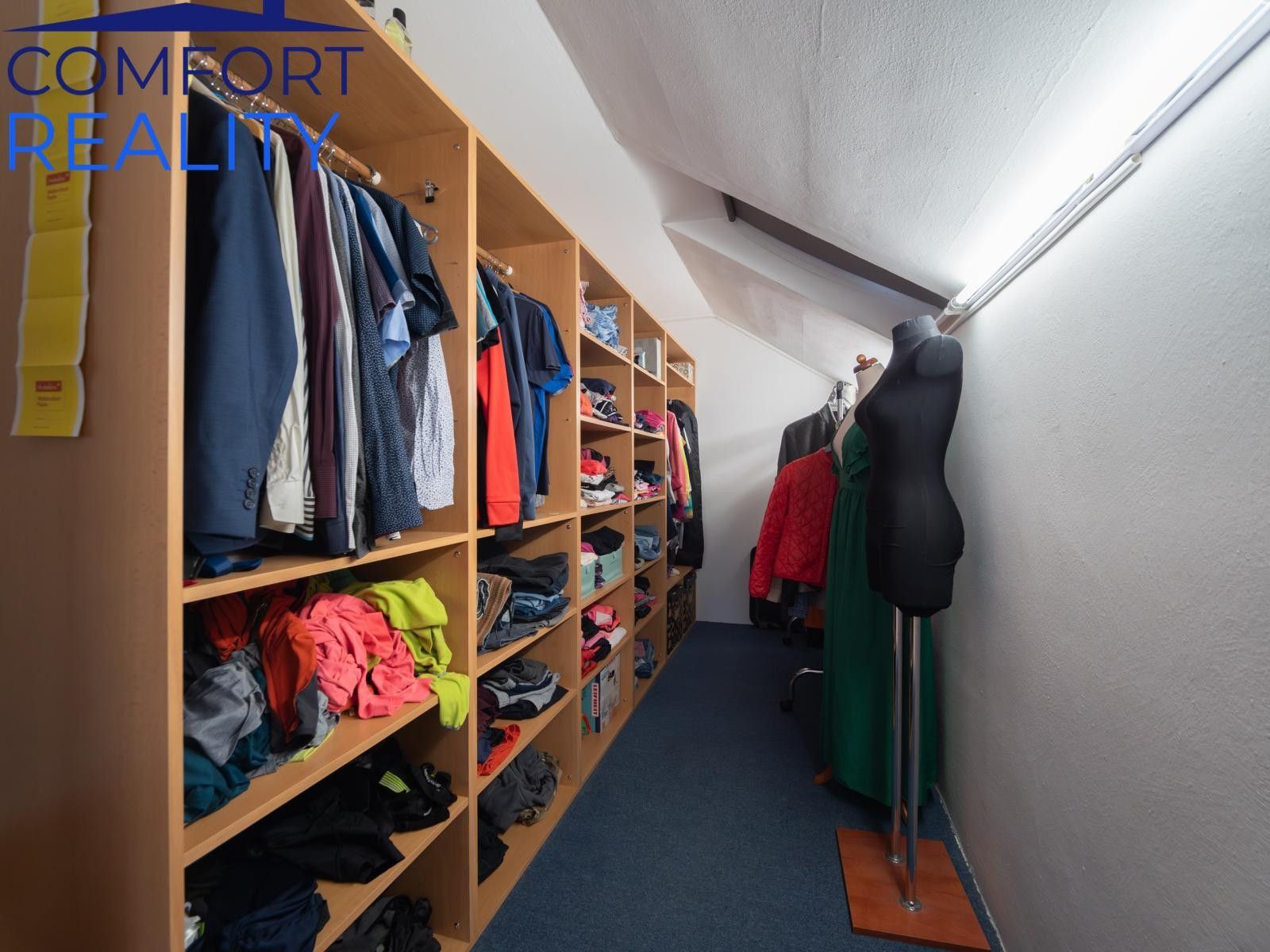Prodej domu 286 m² - foto 2