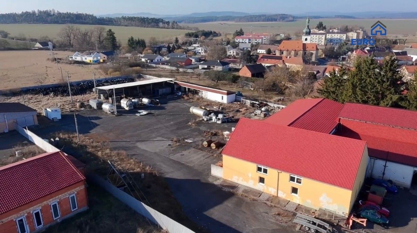 Prodej komerčního prostoru 10996 m² - foto 2