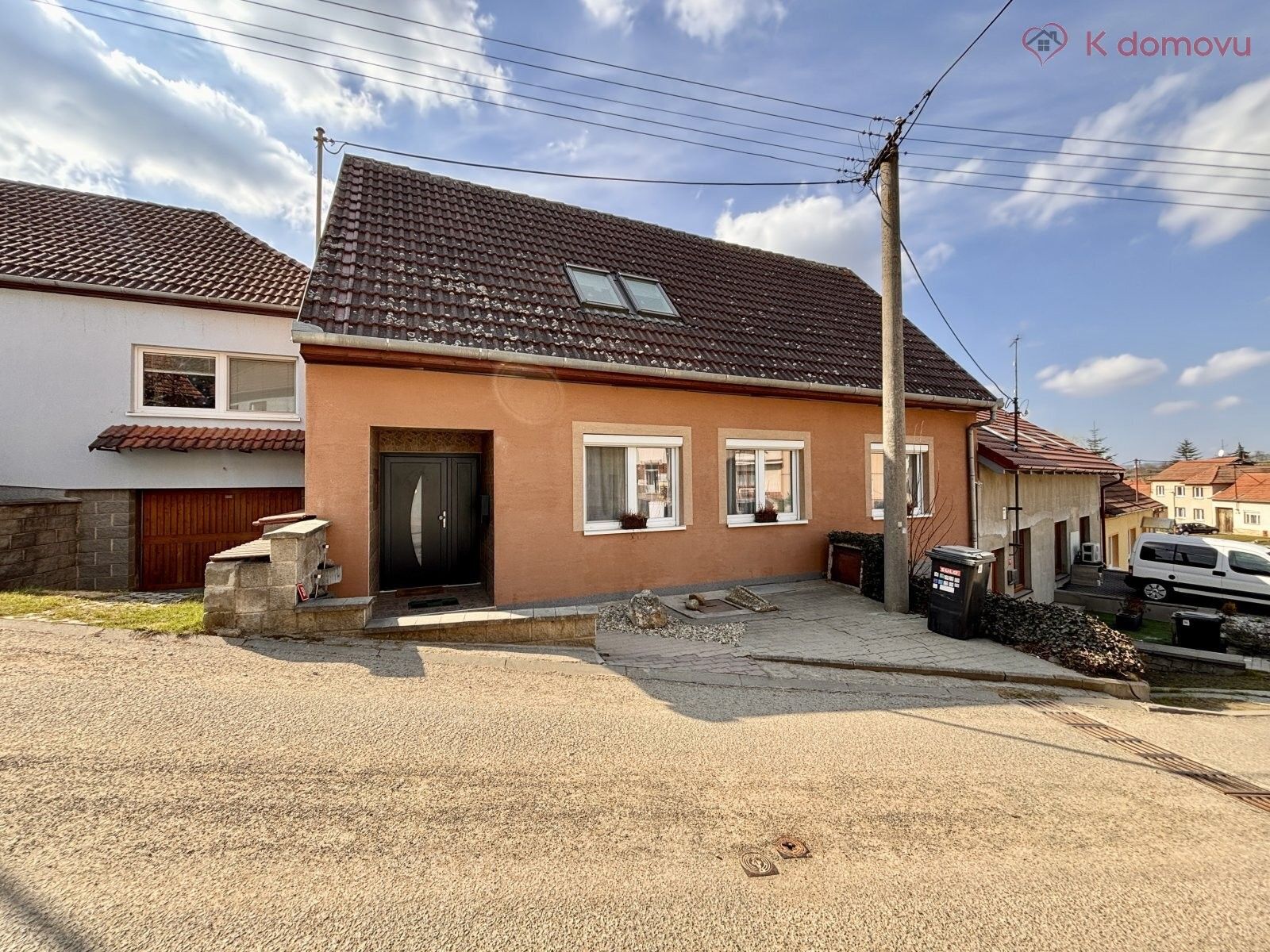 Prodej domu 198 m² - foto 1