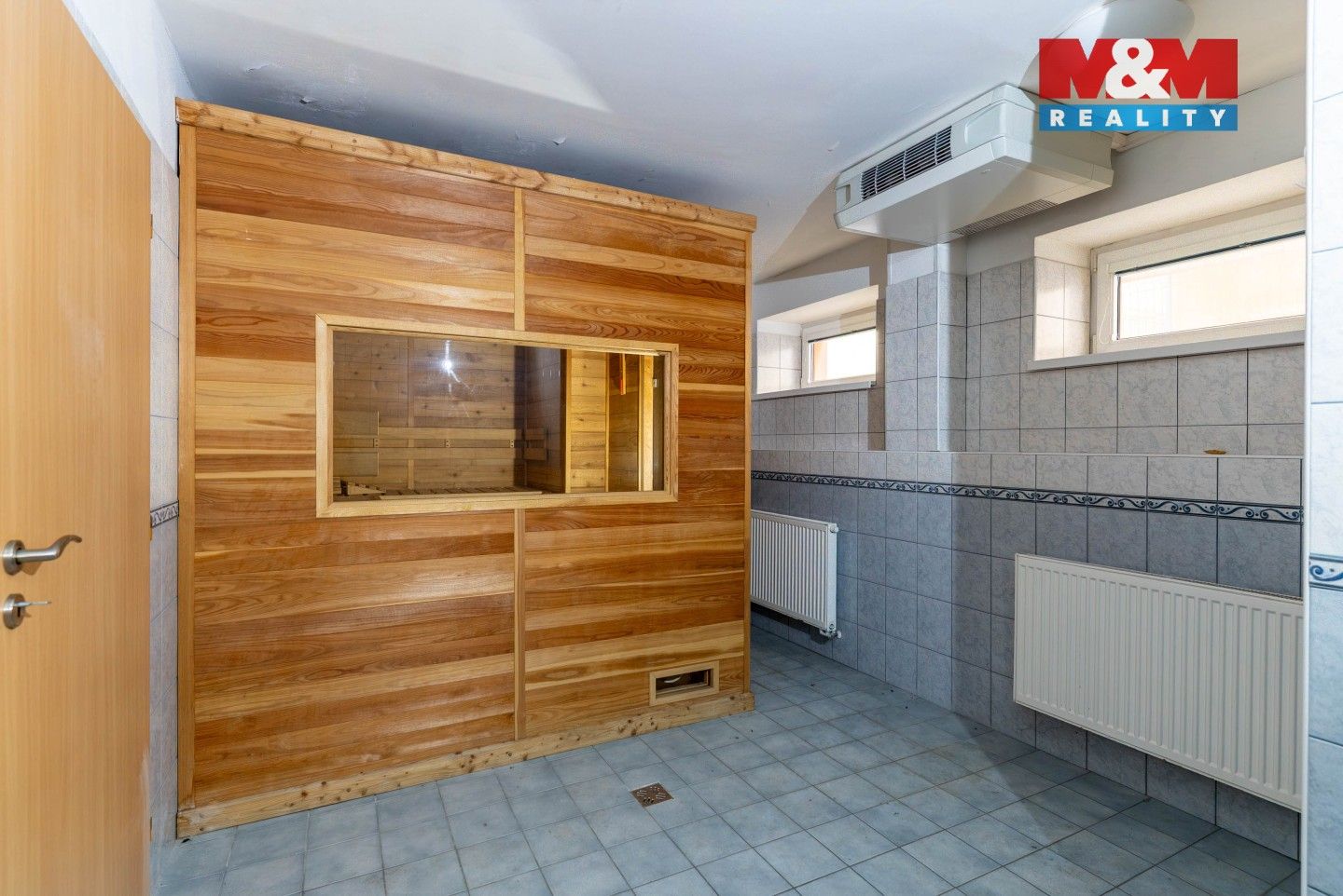 Prodej komerčního prostoru 305 m² - foto 6