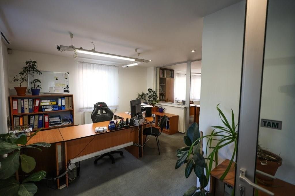 Prodej komerčního prostoru 1871 m² - foto 6