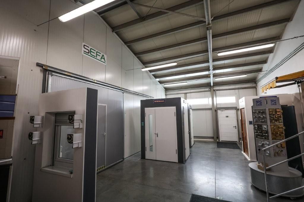 Prodej komerčního prostoru 1871 m² - foto 12