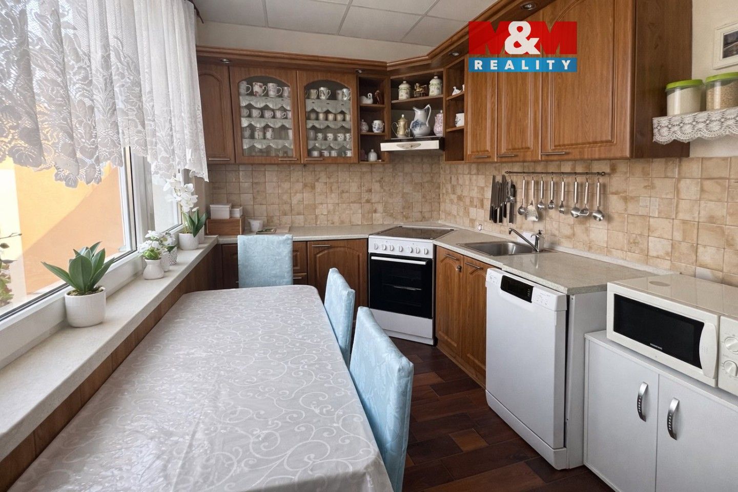 Prodej bytu 2+1 59 m² - foto 1
