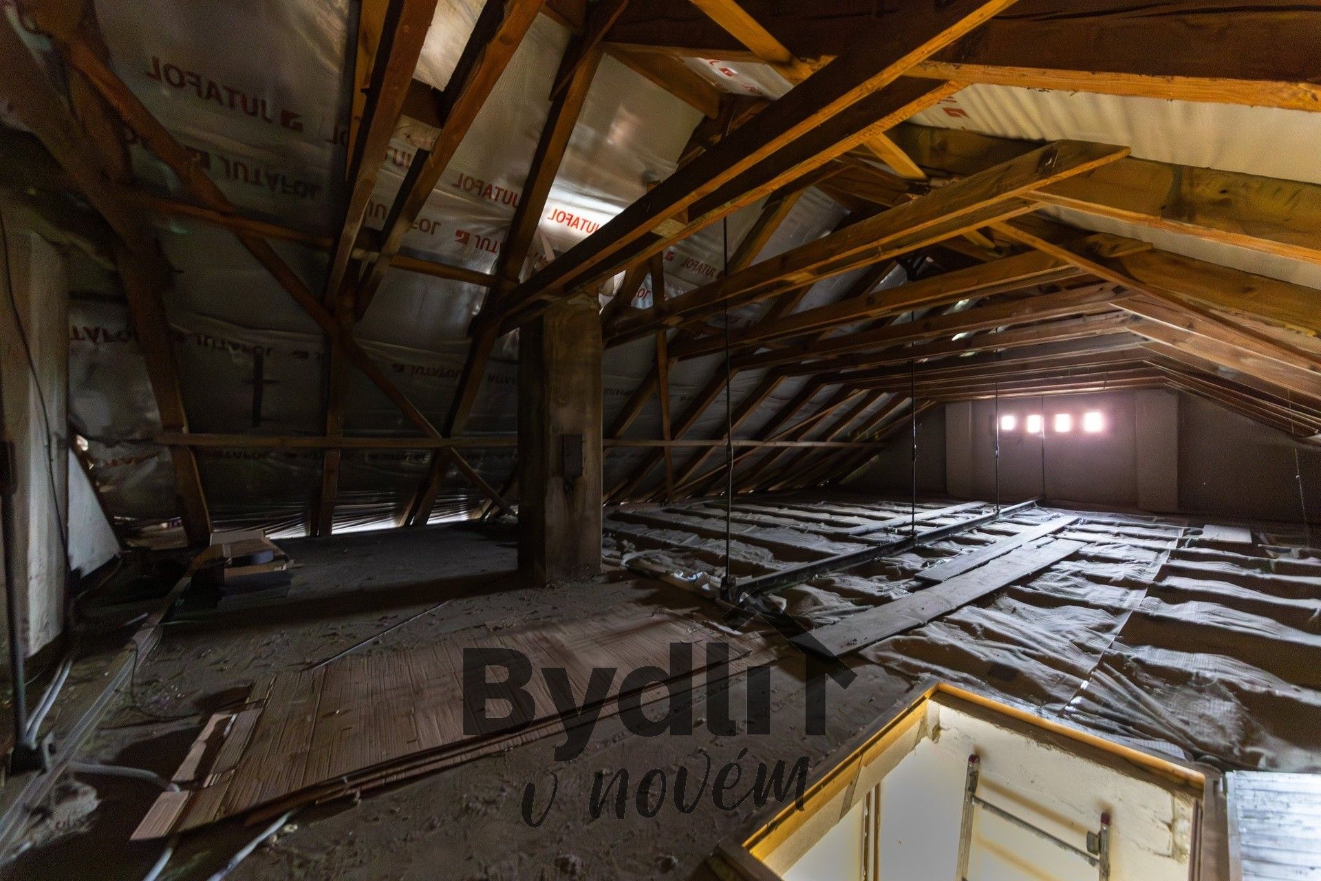 Prodej komerčního prostoru 277 m² - foto 19