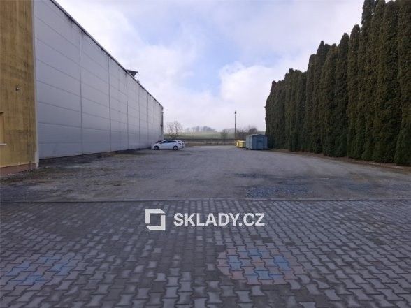 Pronájem pozemku 1600 m² - foto 1