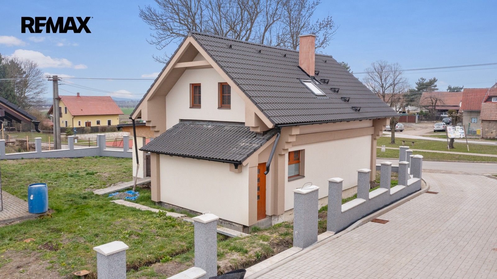 Prodej domu 177 m² - foto 2