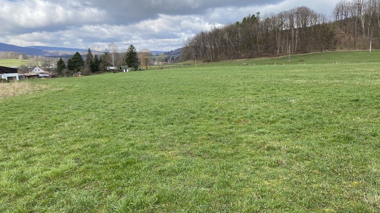 Prodej pozemku 1891 m² - foto 2