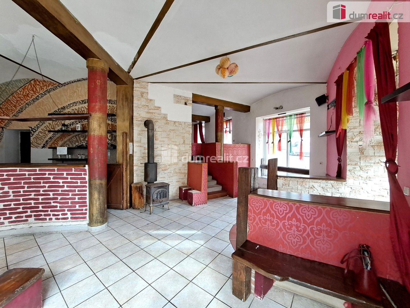 Prodej komerčního prostoru 126 m² - foto 4
