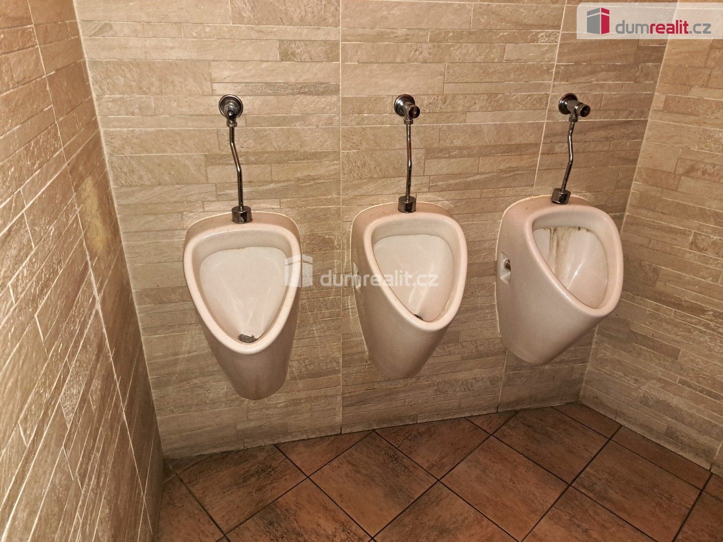 Prodej komerčního prostoru 126 m² - foto 14