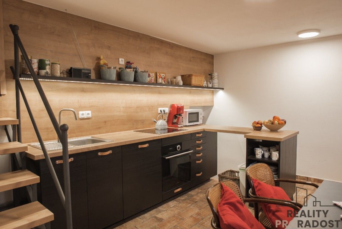 Prodej nemovitosti 60 m² - foto 4