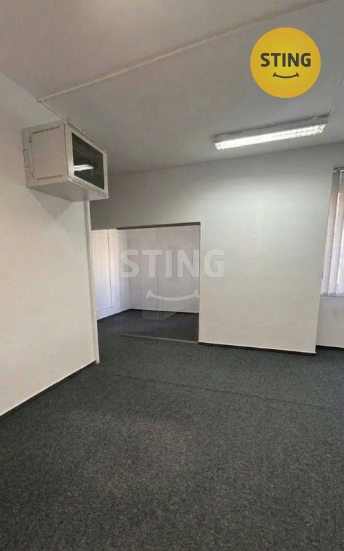 Pronájem komerčního prostoru 180 m² - foto 3