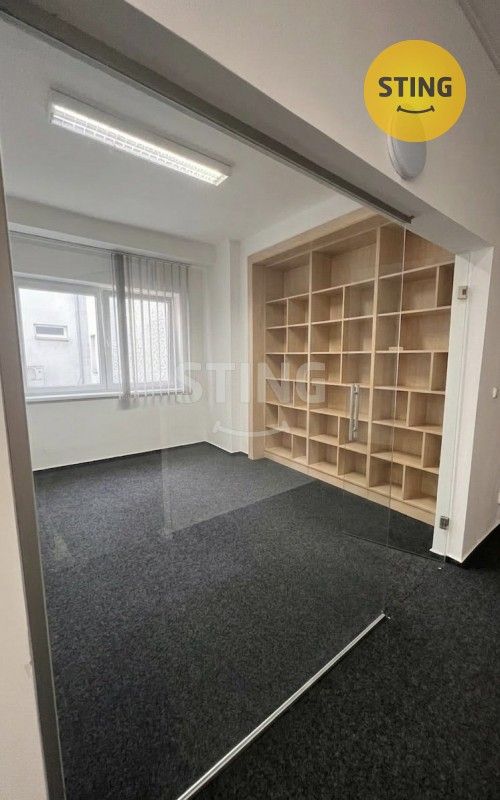 Pronájem komerčního prostoru 180 m² - foto 2