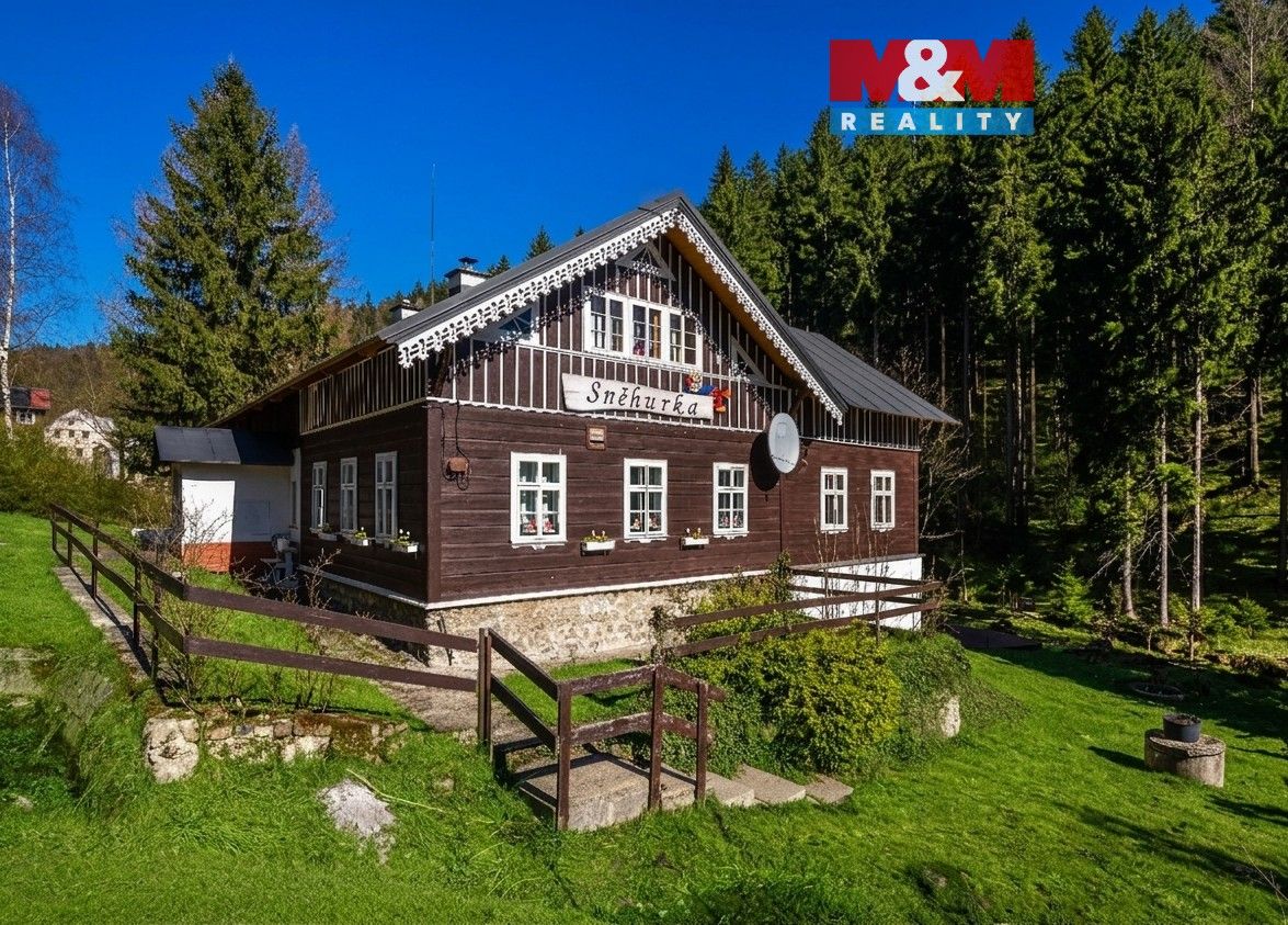 Prodej domu 248 m² - foto 1
