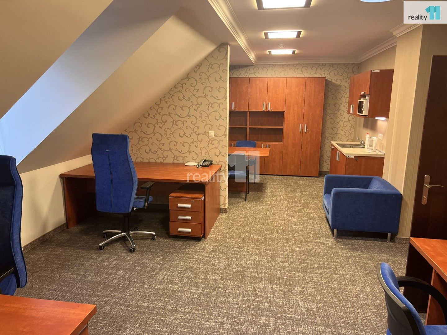 Pronájem komerčního prostoru 75 m² - foto 4